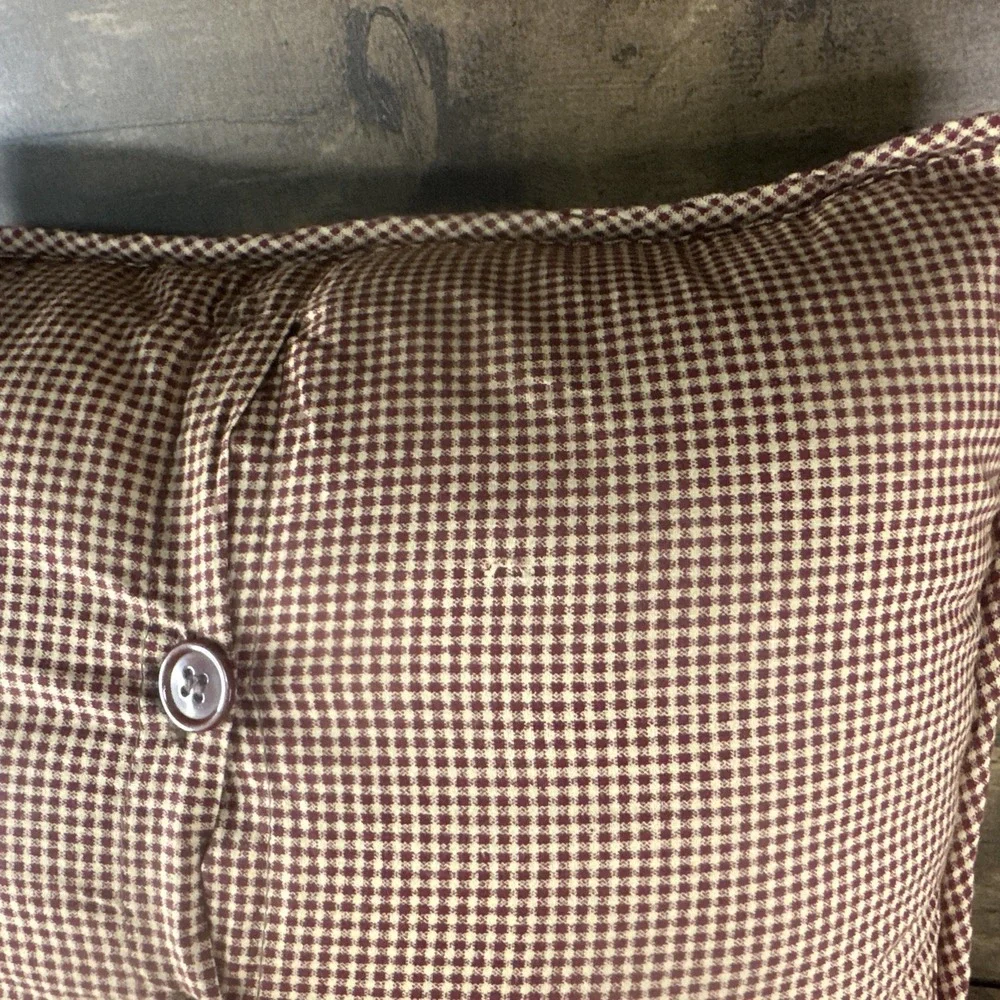 Rare Victorian Heart Company 100% Cotton Throw Pilliow Brown 15x15 Fast Shipping